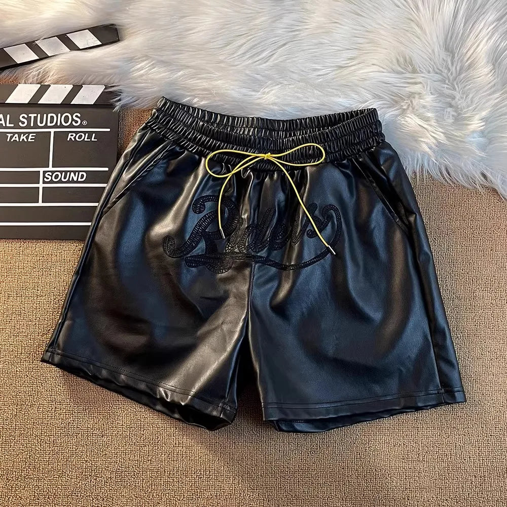 Pantalón corto de cuero