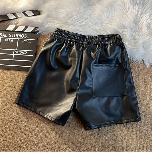 Pantalón corto de cuero